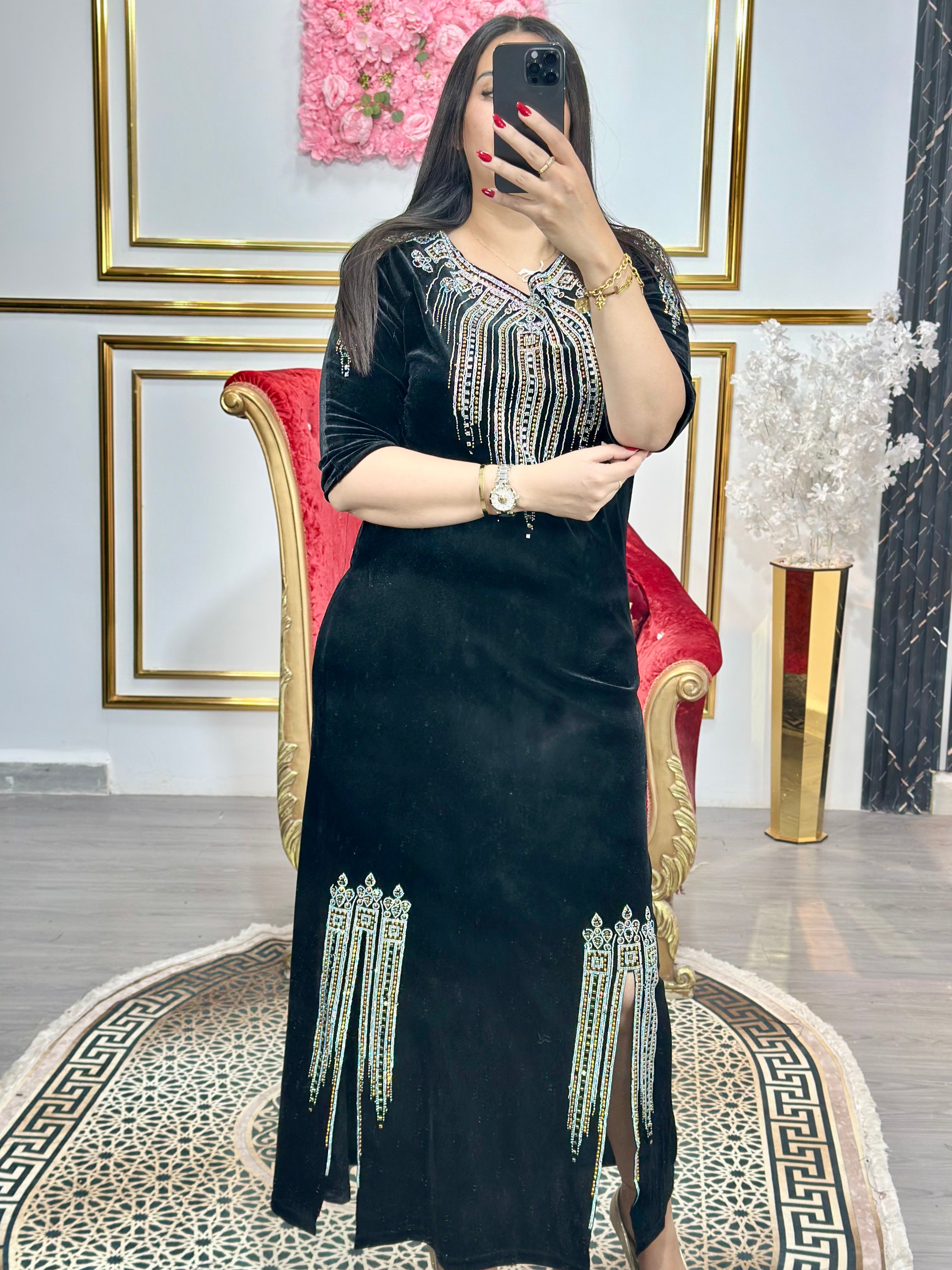 فستان قطيفة (استراس فضي)