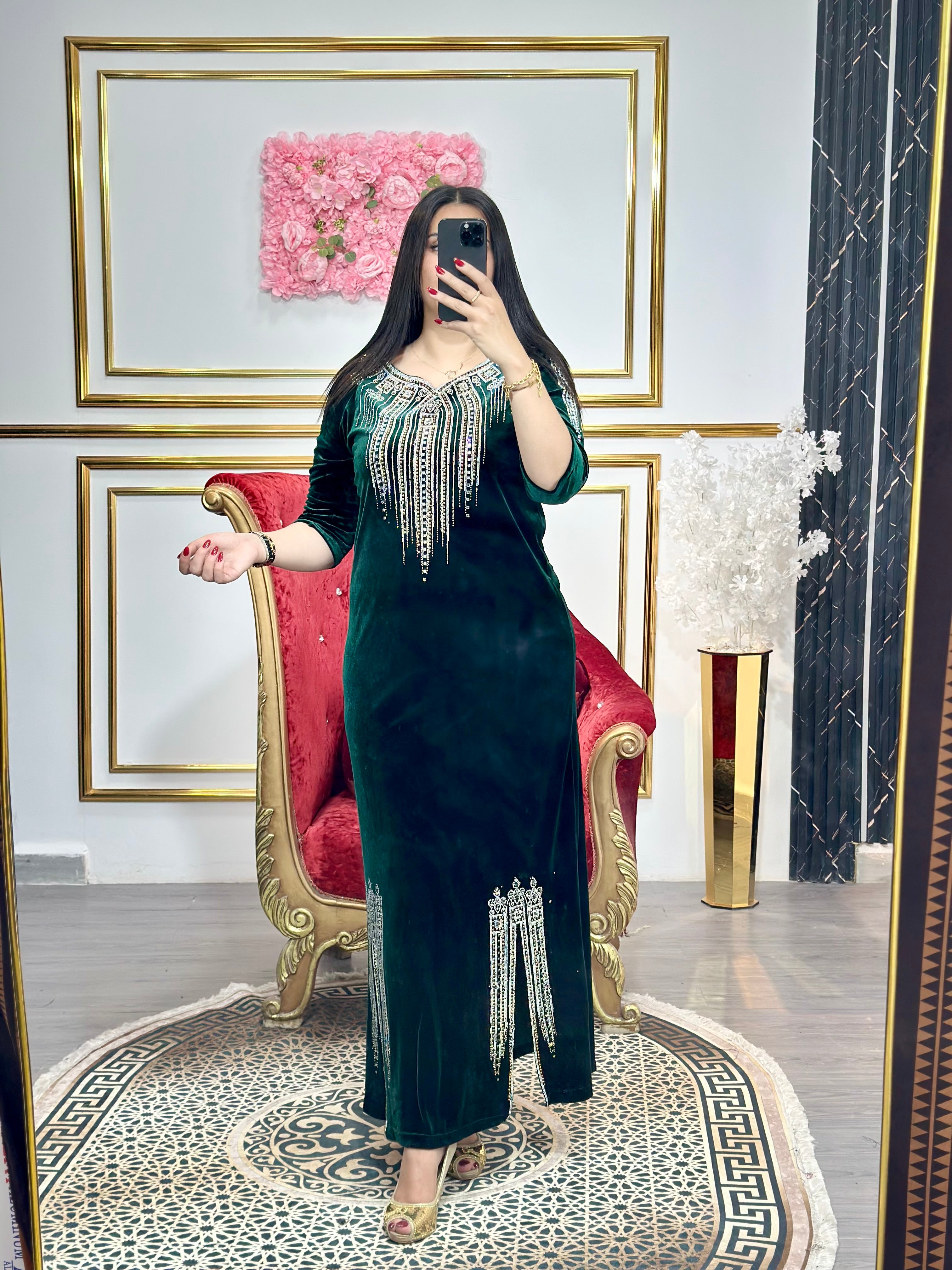 فستان قطيفة (استراس فضي)