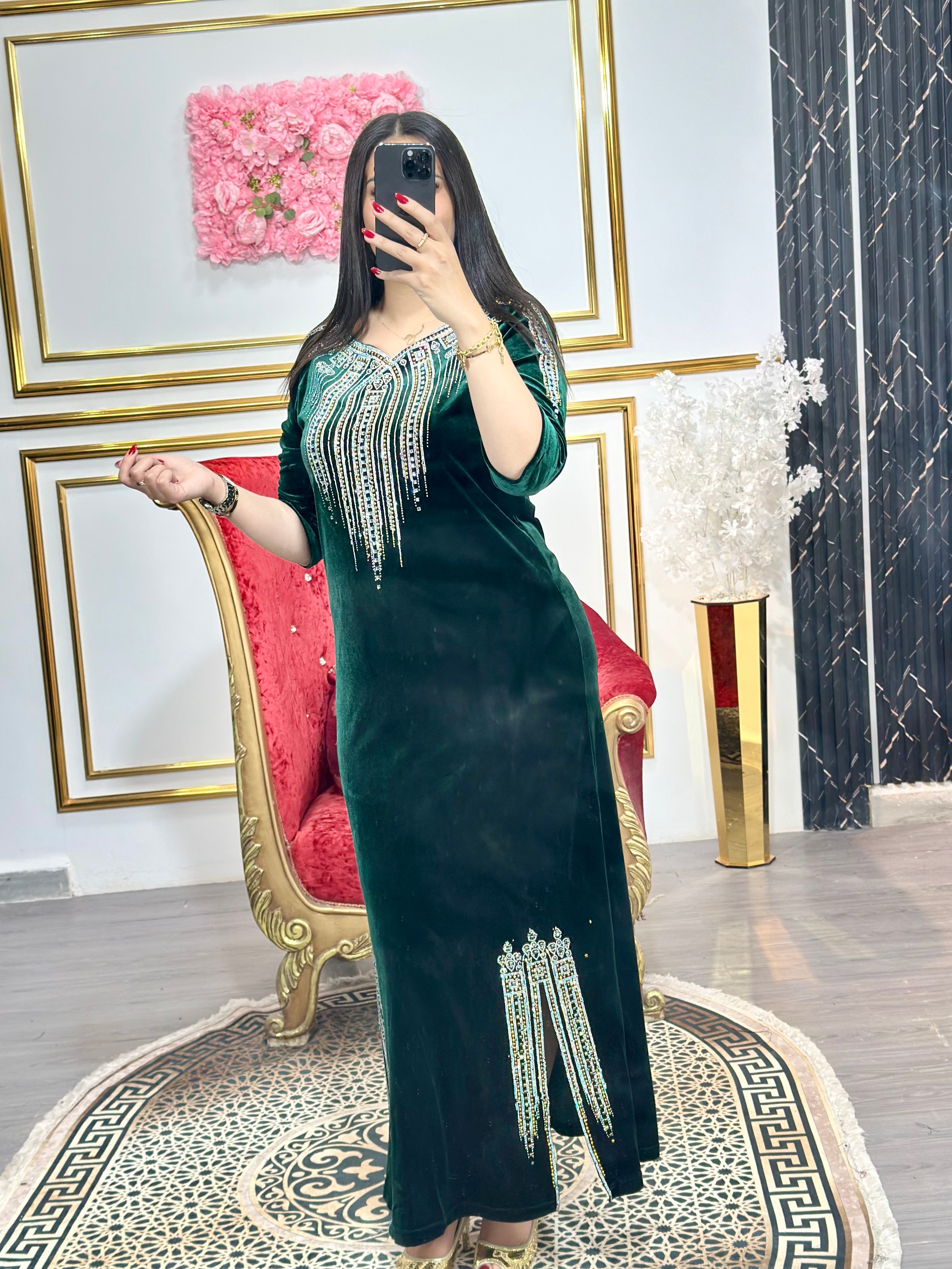 فستان قطيفة (استراس فضي)