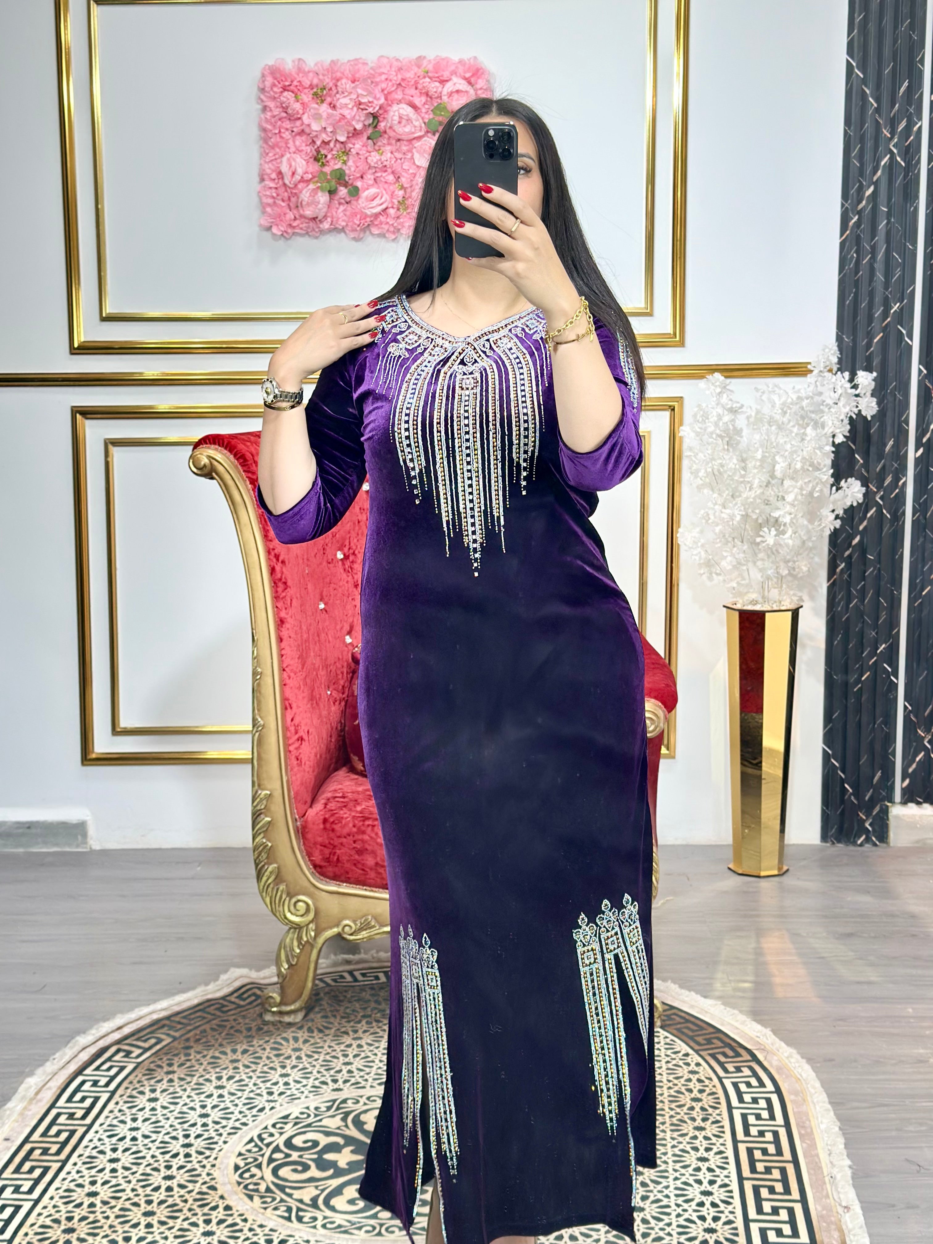 فستان قطيفة (استراس فضي)